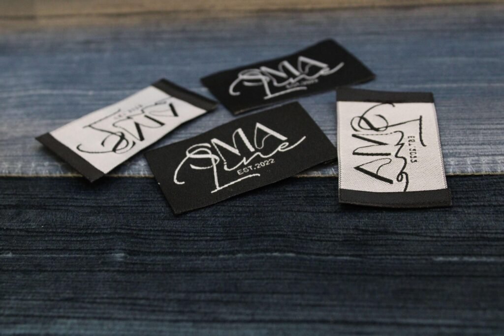 Woven Labels by Label Hub