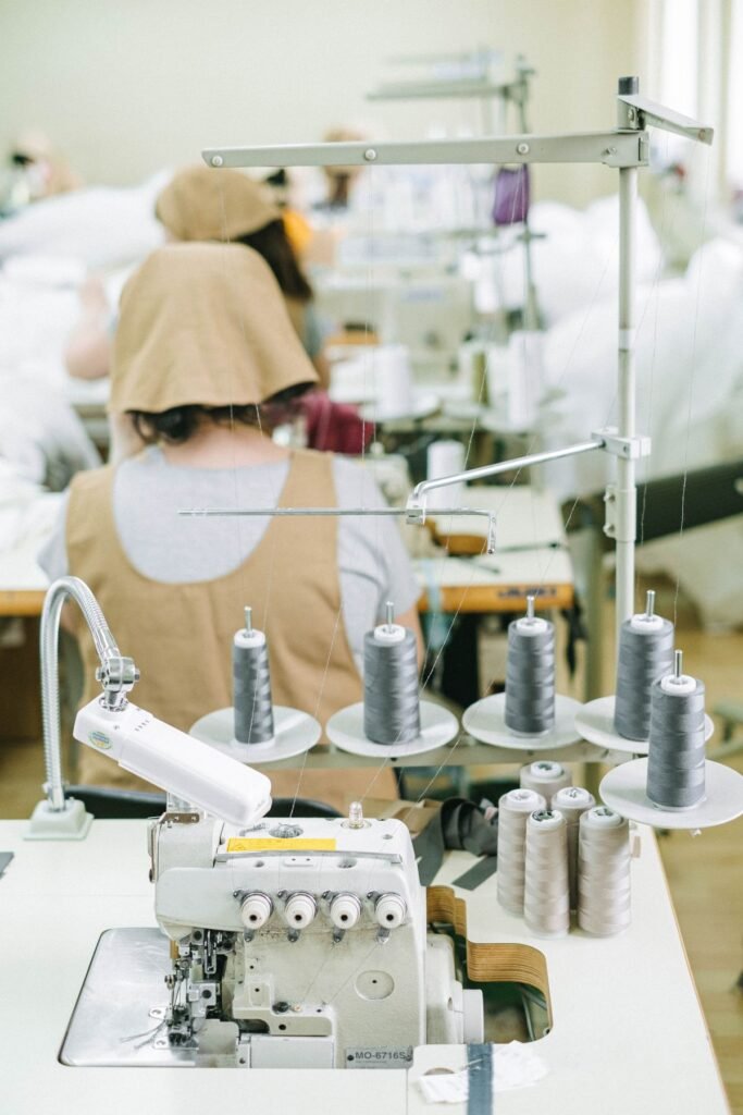Woven Label vs Printed Label: Which Is Better for Clothing Brands